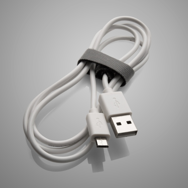 Cri Cri sospensione/tavolo/terra di Foscarini cavo USB in dotazione.
