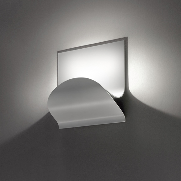 Incontro parete/soffitto nella finitura bianco