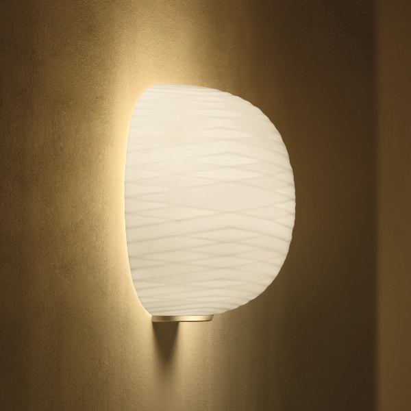 Gregg semi di Foscarini vetro bianco, montatura oro.