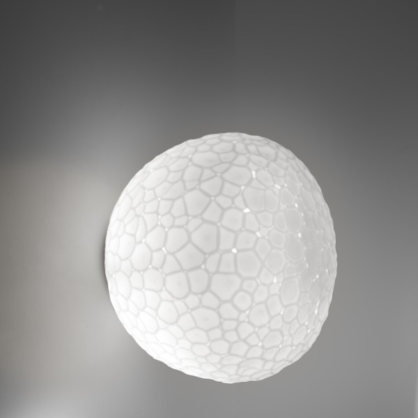 Lampada da parete/soffitto Meteorite 35 di Artemide in vetro soffiato, tecnopolimero