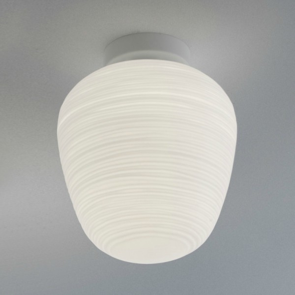 Lampada da soffitto Rituals 3 di Foscarini in vetro soffiato satinato inciso e metallo verniciato