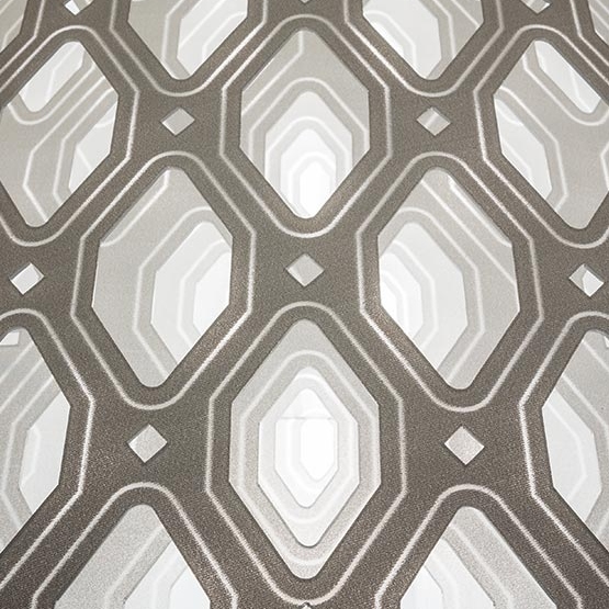 particolare del paralume della lampada Half Charlotte, nell'unica finitura white in Cristalflex materiale brillante ma leggero ma resistente ed in Lentiflex che rende la superficie "sfacettata" otimizzando la luce ed evitando l'abbagliamento