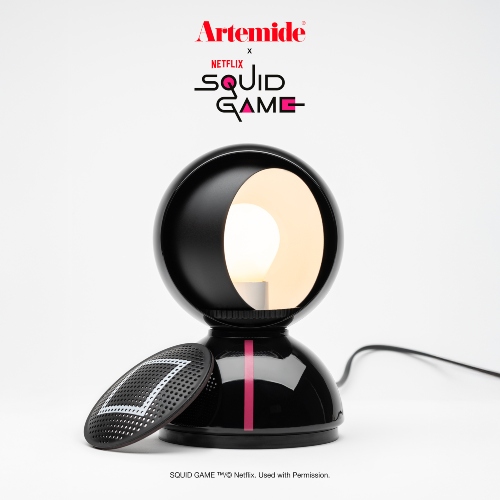 Lampada da tavolo Eclisse Squid Game Black Officer di Artemide.