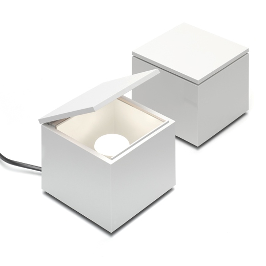 Lampada da tavolo Cuboluce Classic bianco di Cini & Nils in tecnopolimeri