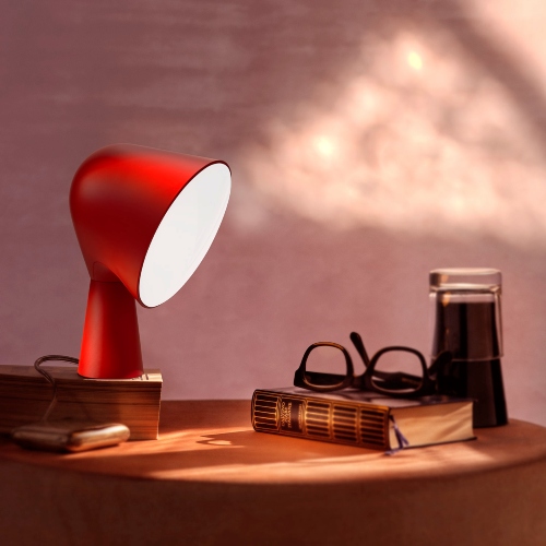 Binic Special Edition 2021 di Foscarini nel colore rosso opaco