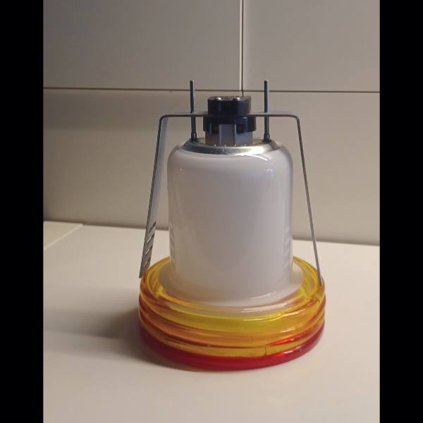 Faro incasso Leucos bianco bordo giallo e rosso