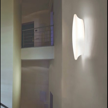 MyWhite d.29 di Linea Light vista laterale.