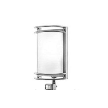 Lampada da parete Nikko Detek grigio metallizzato, con sensore di Prisma per interni ed esterni